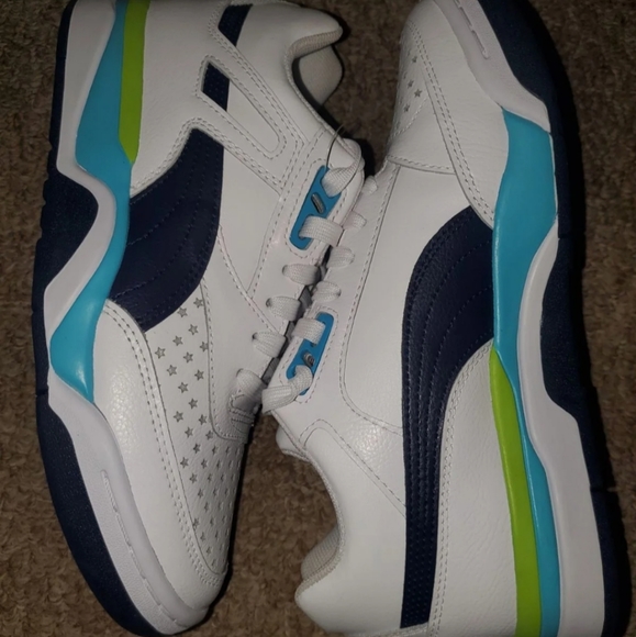 palace guard wings women's sneakers